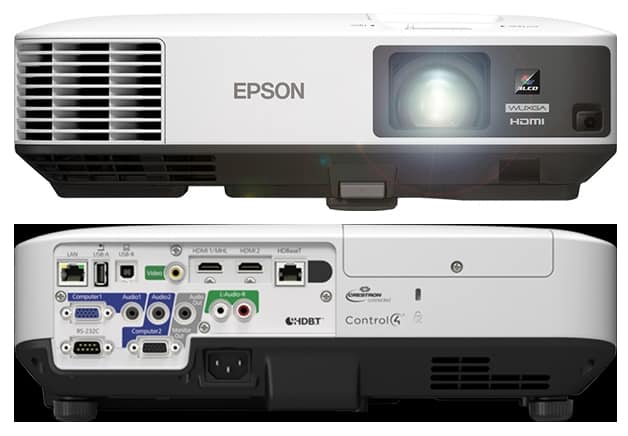 Epson Beamer für Präsentationen.