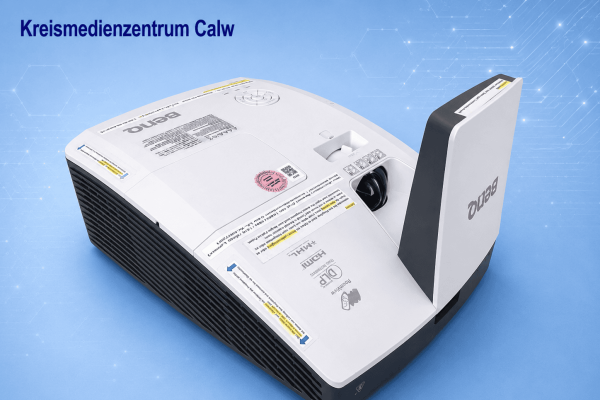 Projektor im Kreismedienzentrum Calw für Präsentationen.